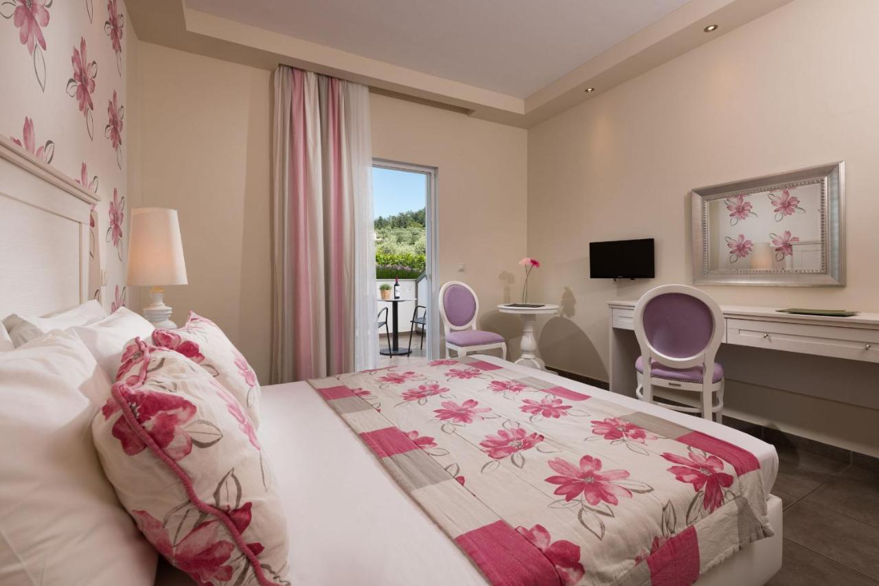 Hotel Louloudis Boutique (adults Only) 3*