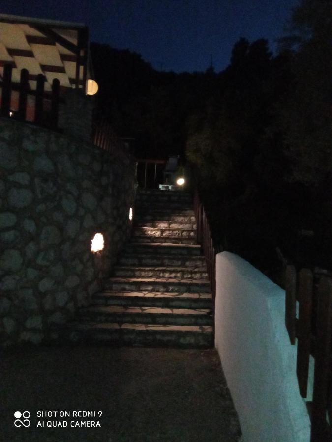 Ithaki Holidays Apartment Frinion