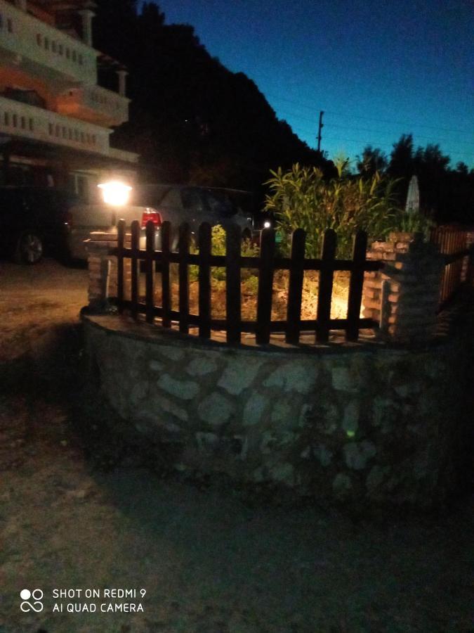 Ithaki Holidays Apartment Frinion