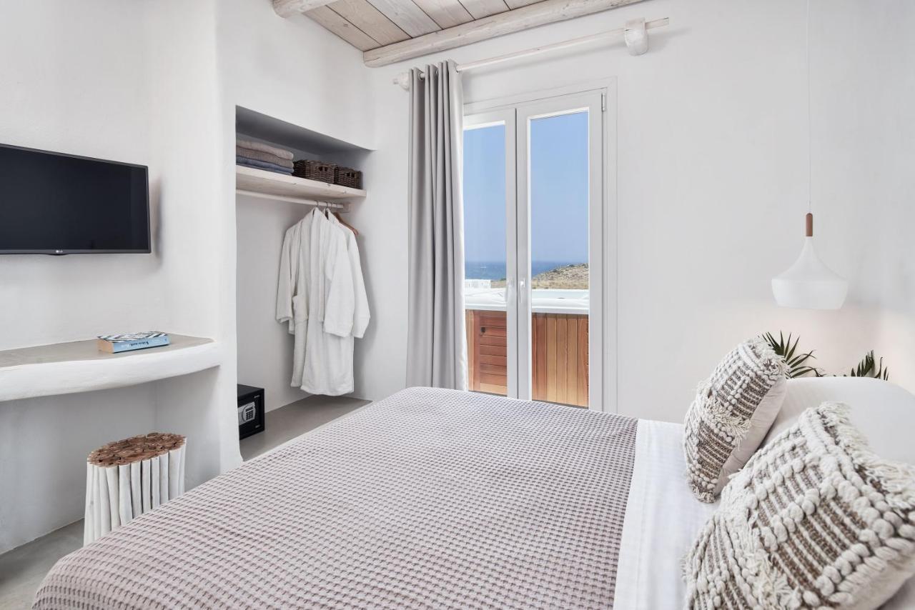 Naxian Utopia | Luxury & *