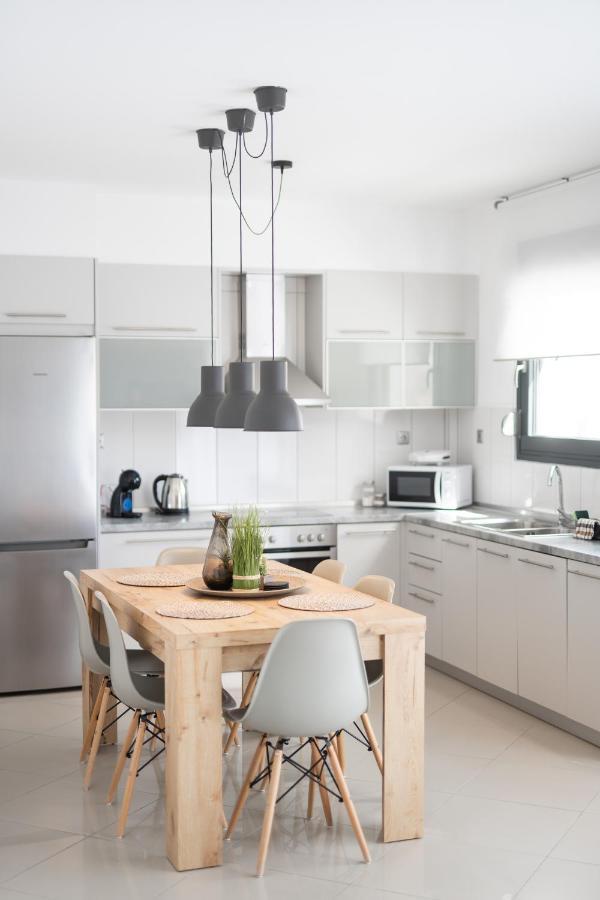 Aelia Apartment