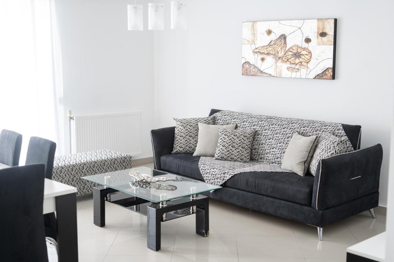 Aelia Apartment *
