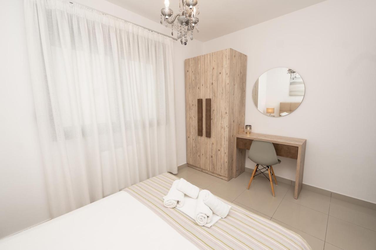 Aelia Apartment