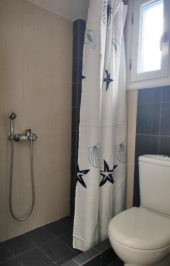Onar Milos Apartment