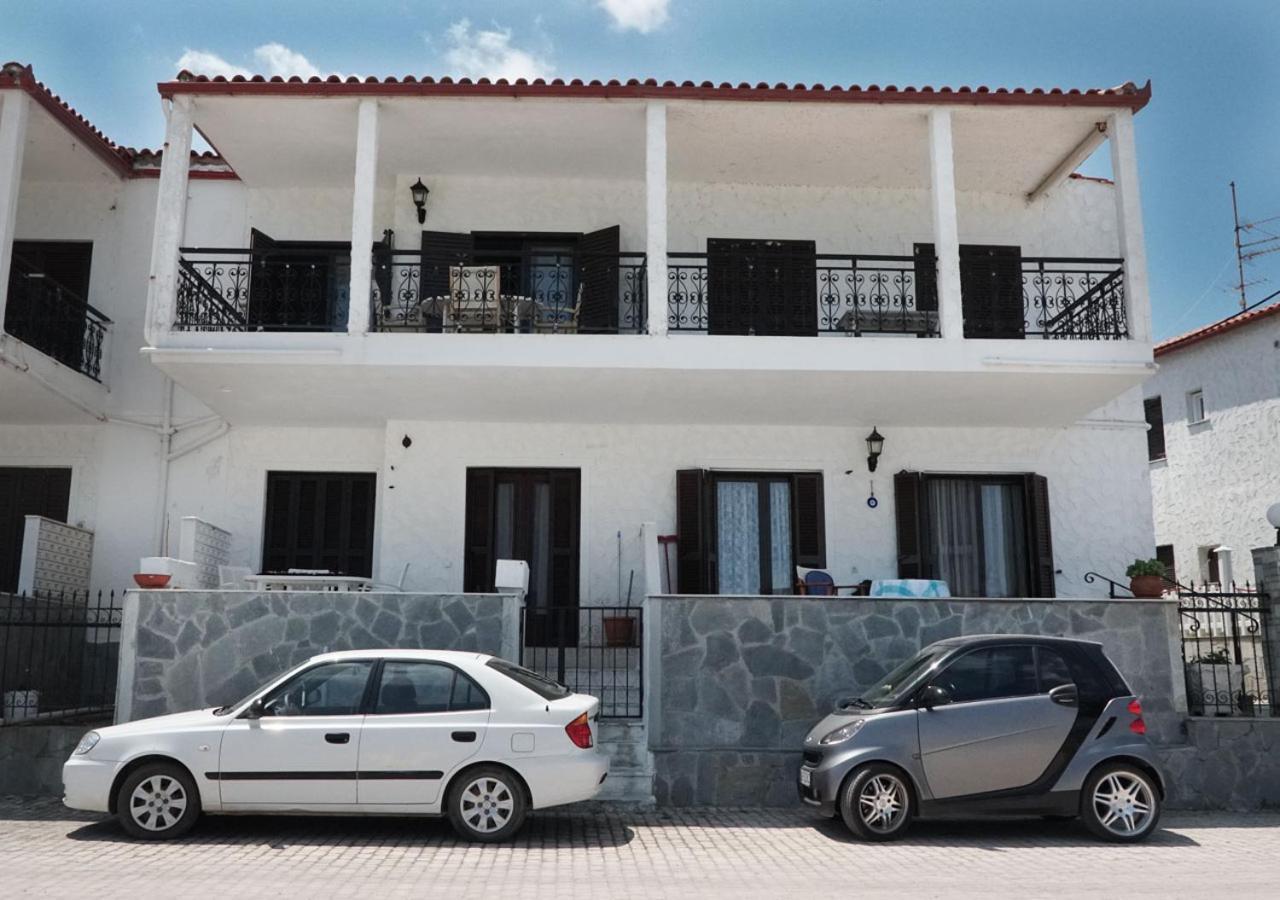 Houseloft Sandals Beachfront *