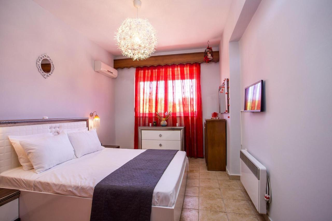 Laylande House Villa