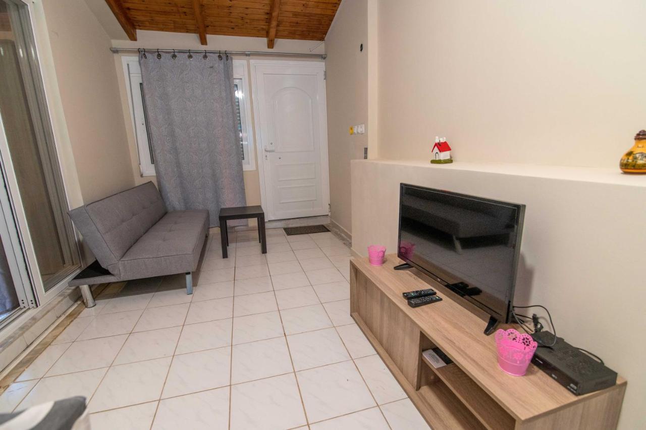 The Happiness Of Vangelis Apartment