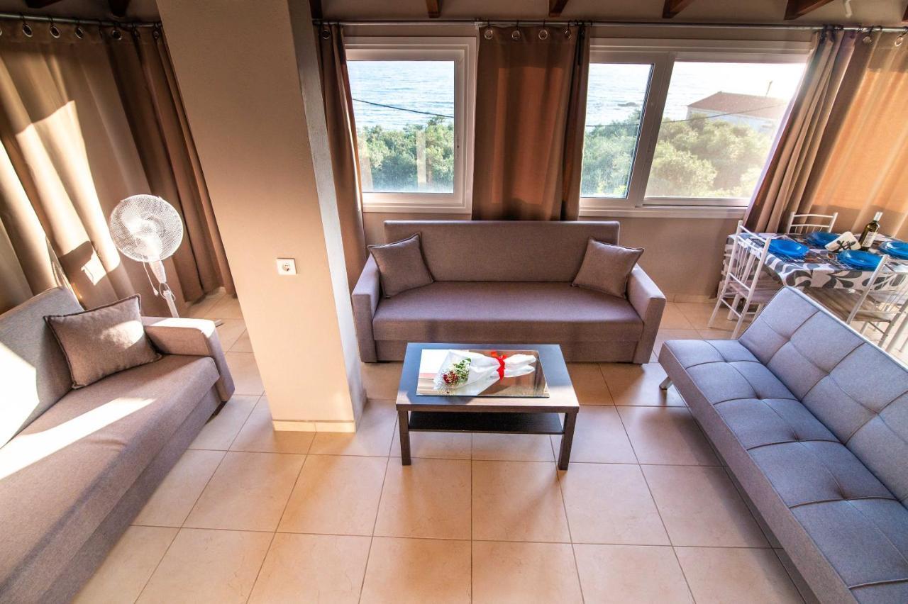 Apartment The Happiness Of Vangelis
