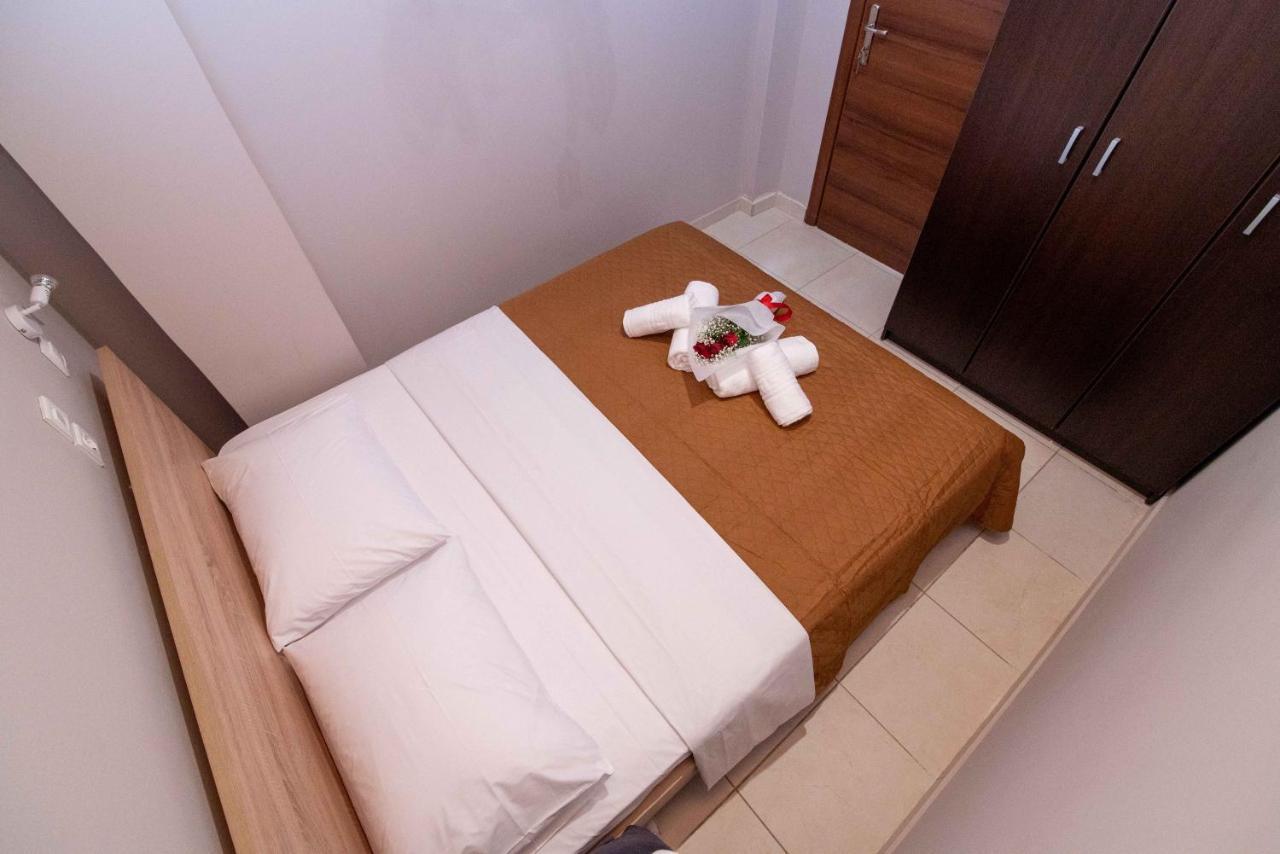 The Happiness Of Vangelis Apartment Paralia Vrachou