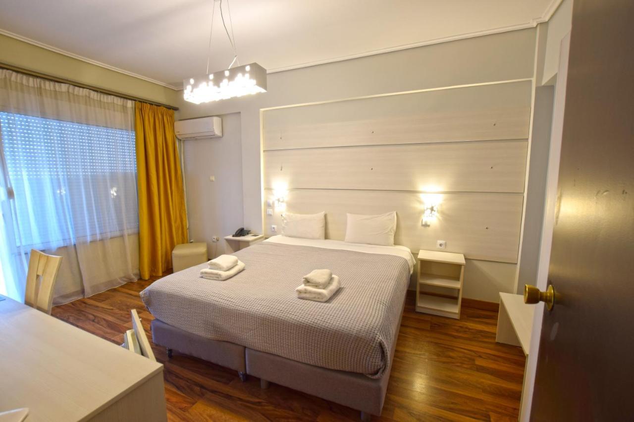 John's 3* Chalkida