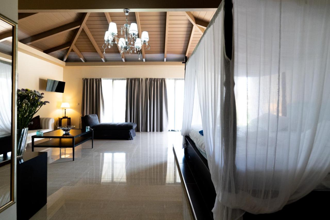 Ornella & 4* Sivota (Epirus)