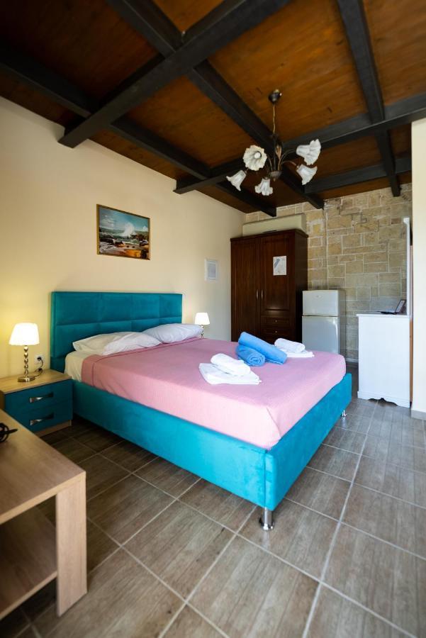 Ornella & 4* Sivota (Epirus)