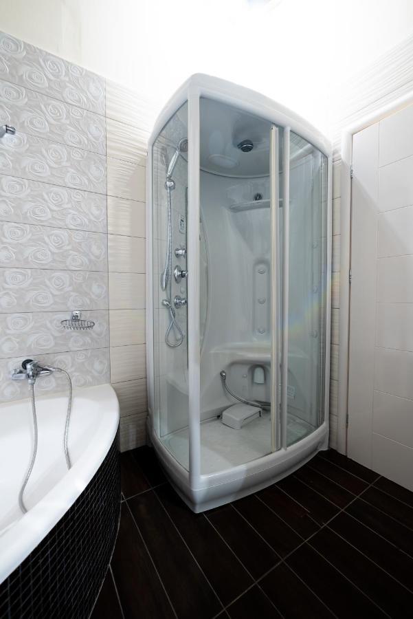 Ornella & Aparthotel 4*