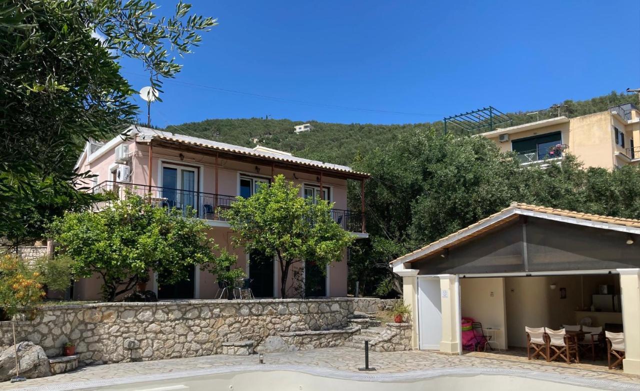 Aliki's Comfortable Holiday Apartments-great Location Nisaki (Corfu)