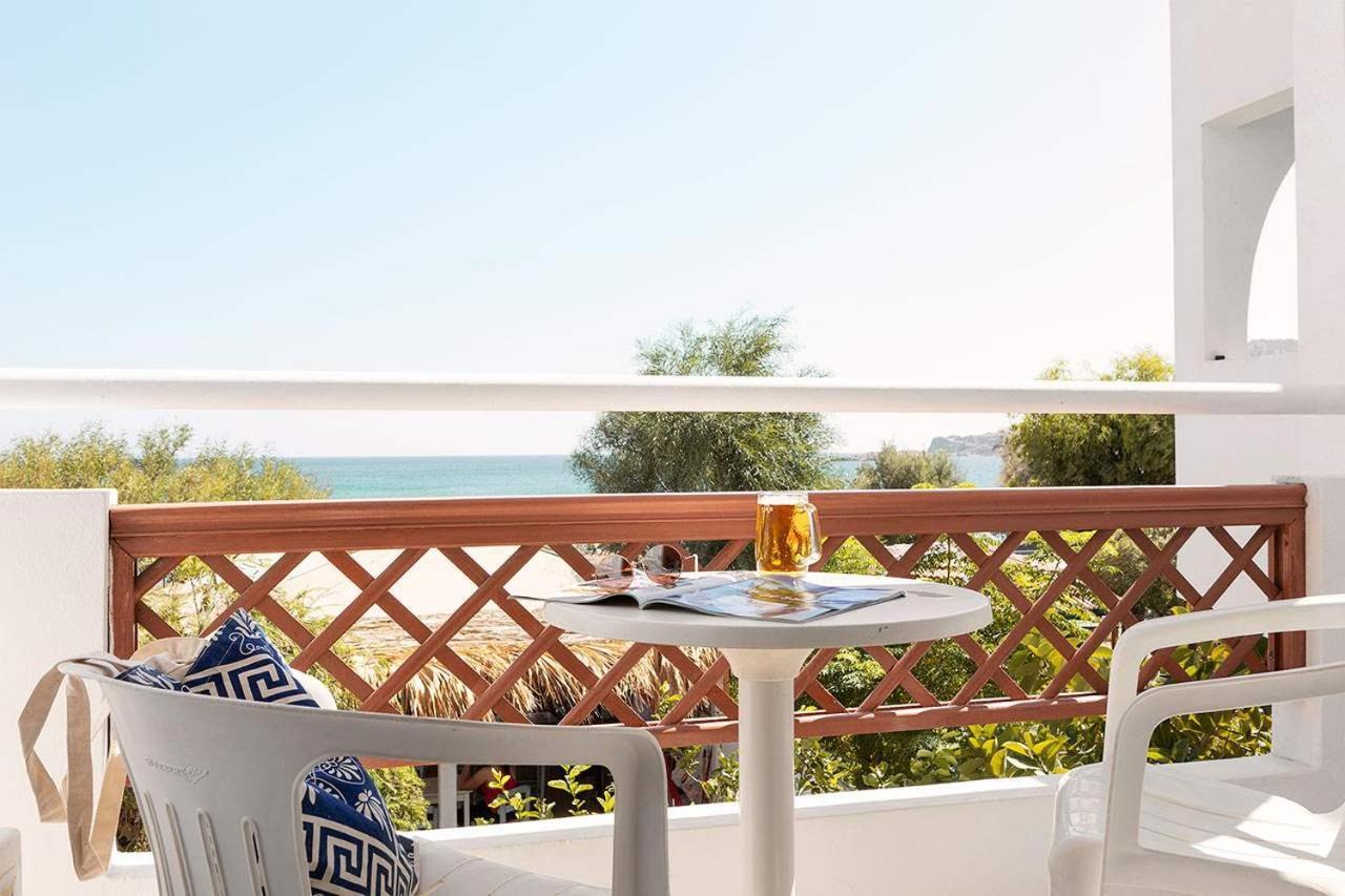 Minos Hotel