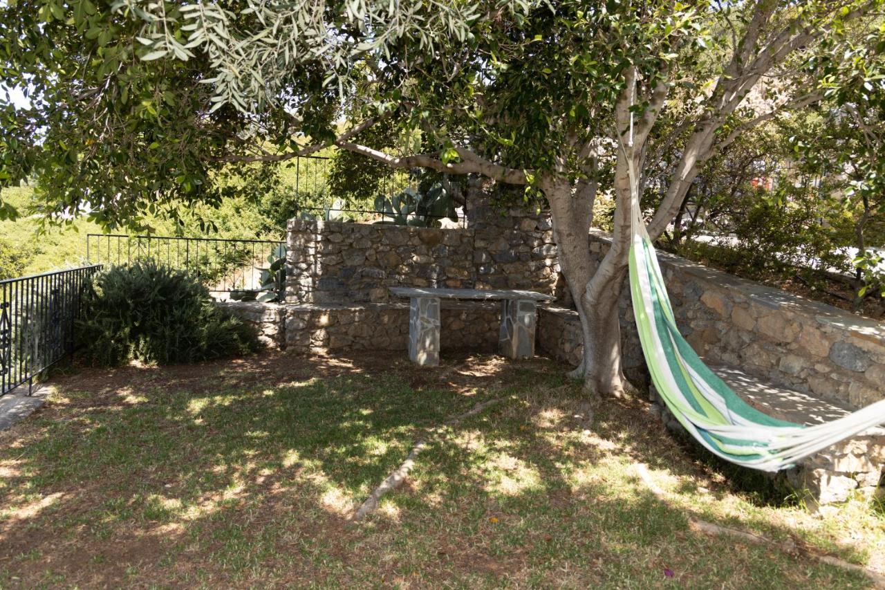 Holiday home Manolis' House *