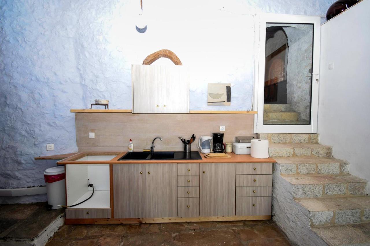 The Traditional Hause With The View * Leonidio