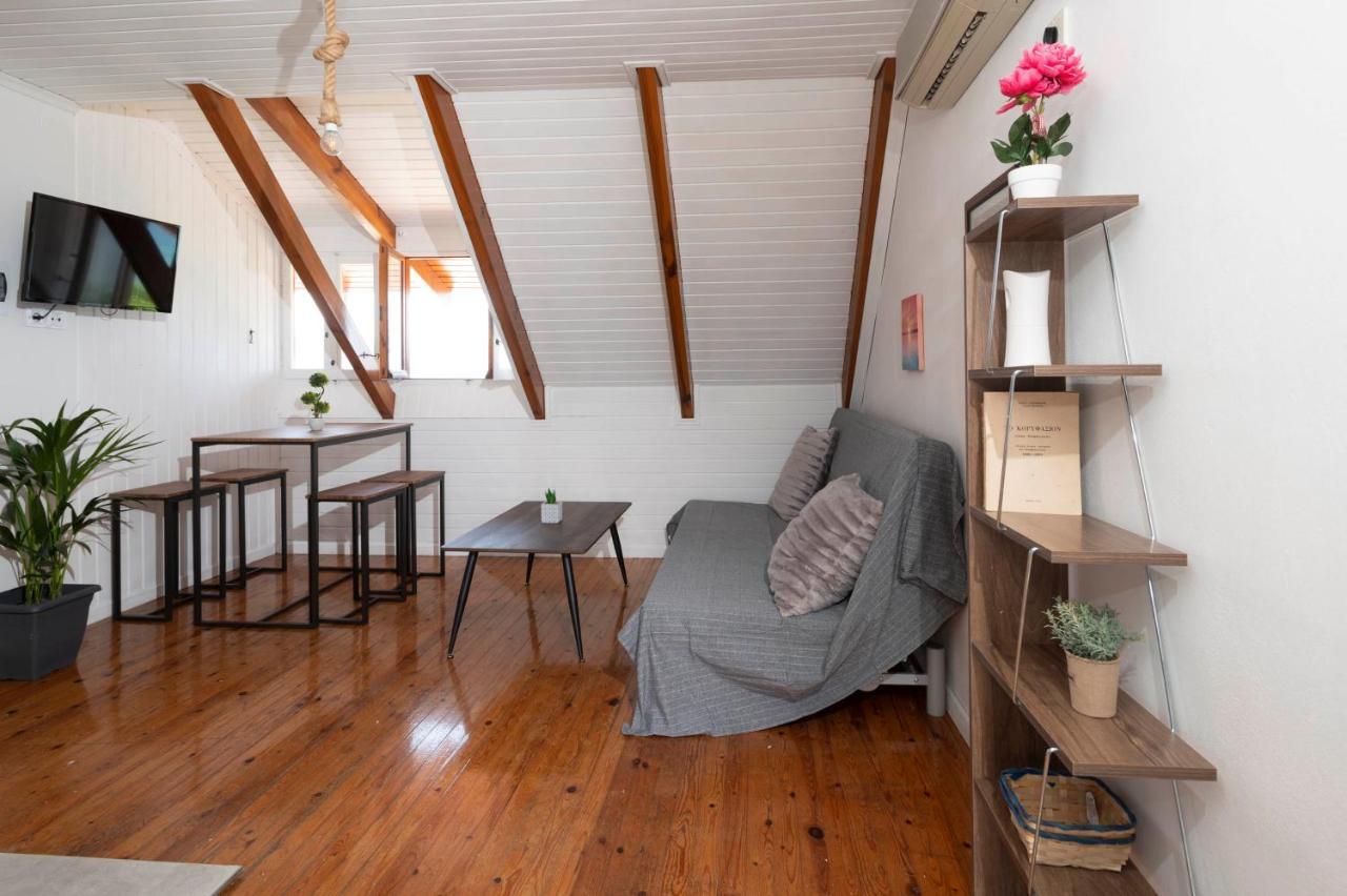 Giorgos House Attic *