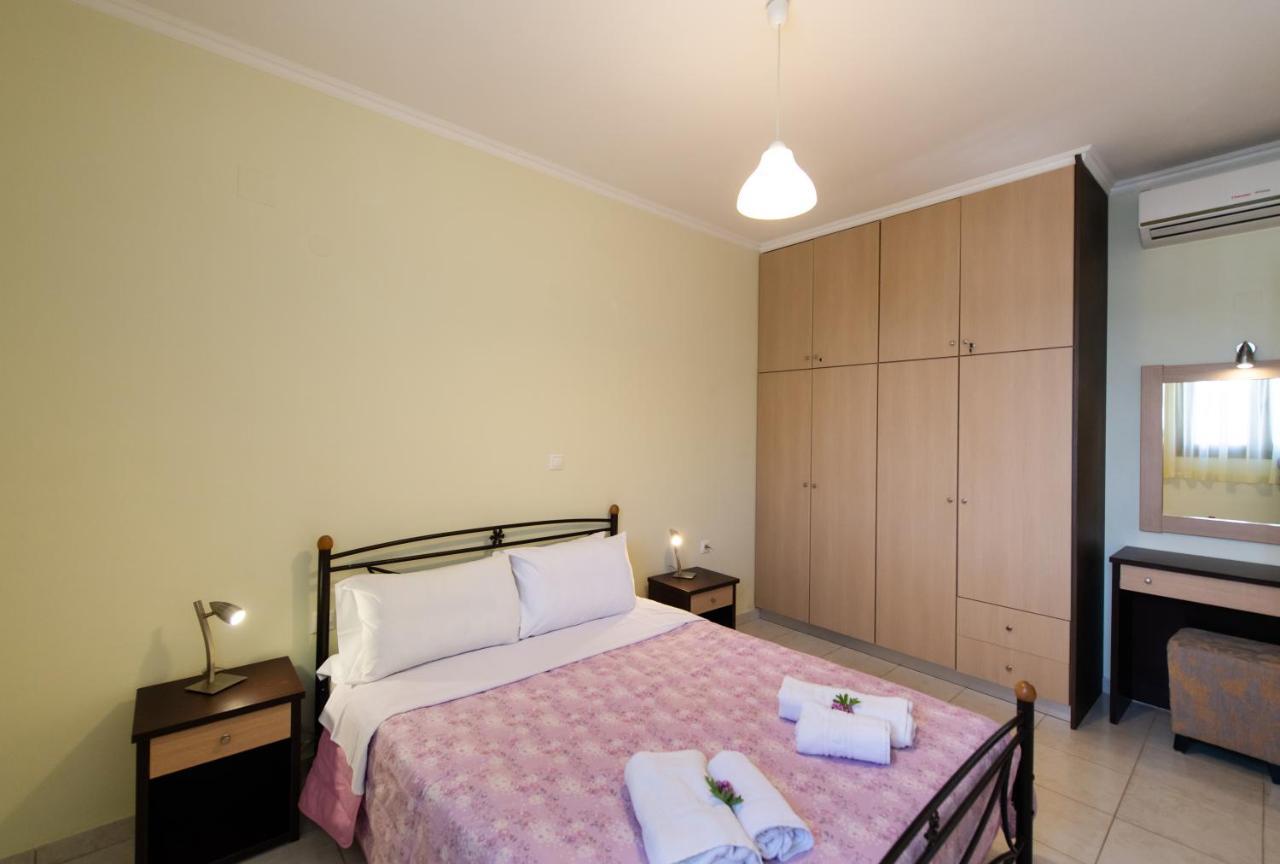 Delphinus Villas-villa Nikitas