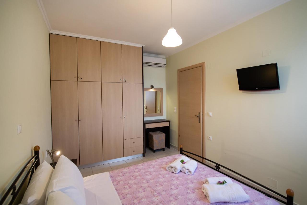 Delphinus Villas-villa Nikitas * Agios Nikitas