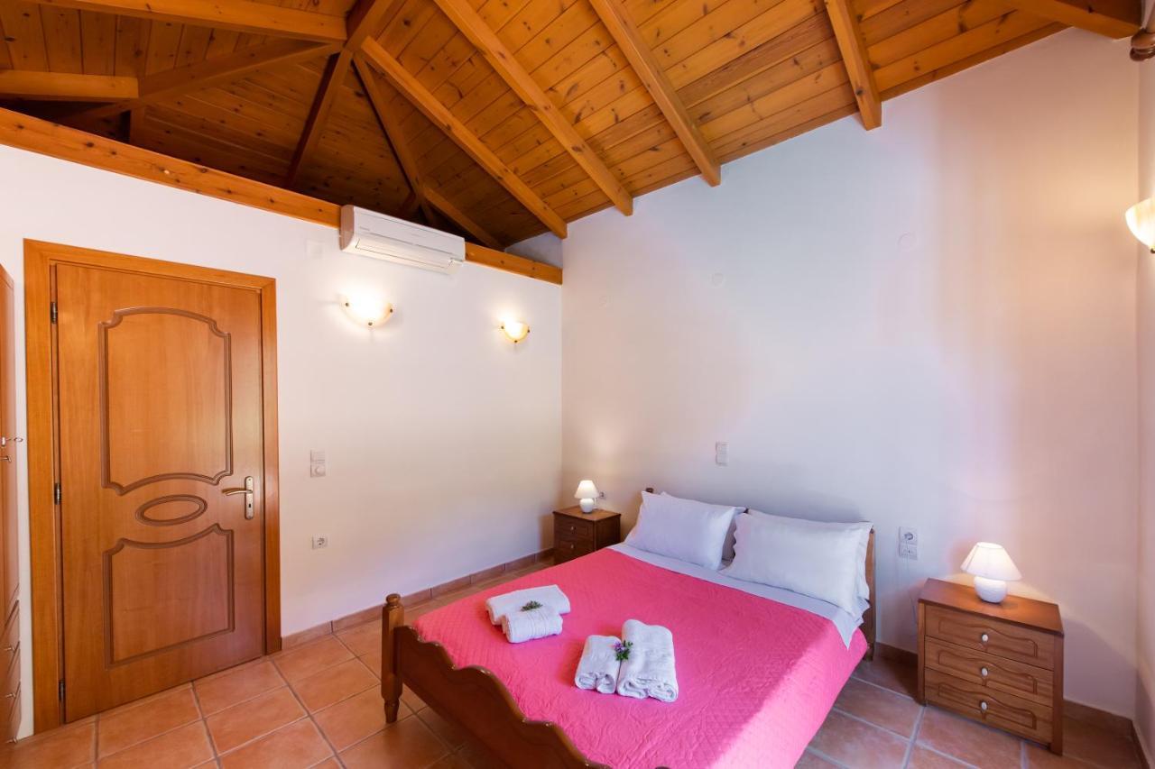 Apartment Delphinus Villas-villa Nikitas Agios Nikitas