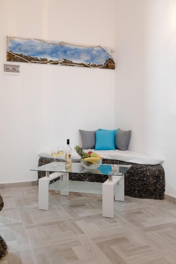 Aktis Suites Apartment Fira (Santorini)