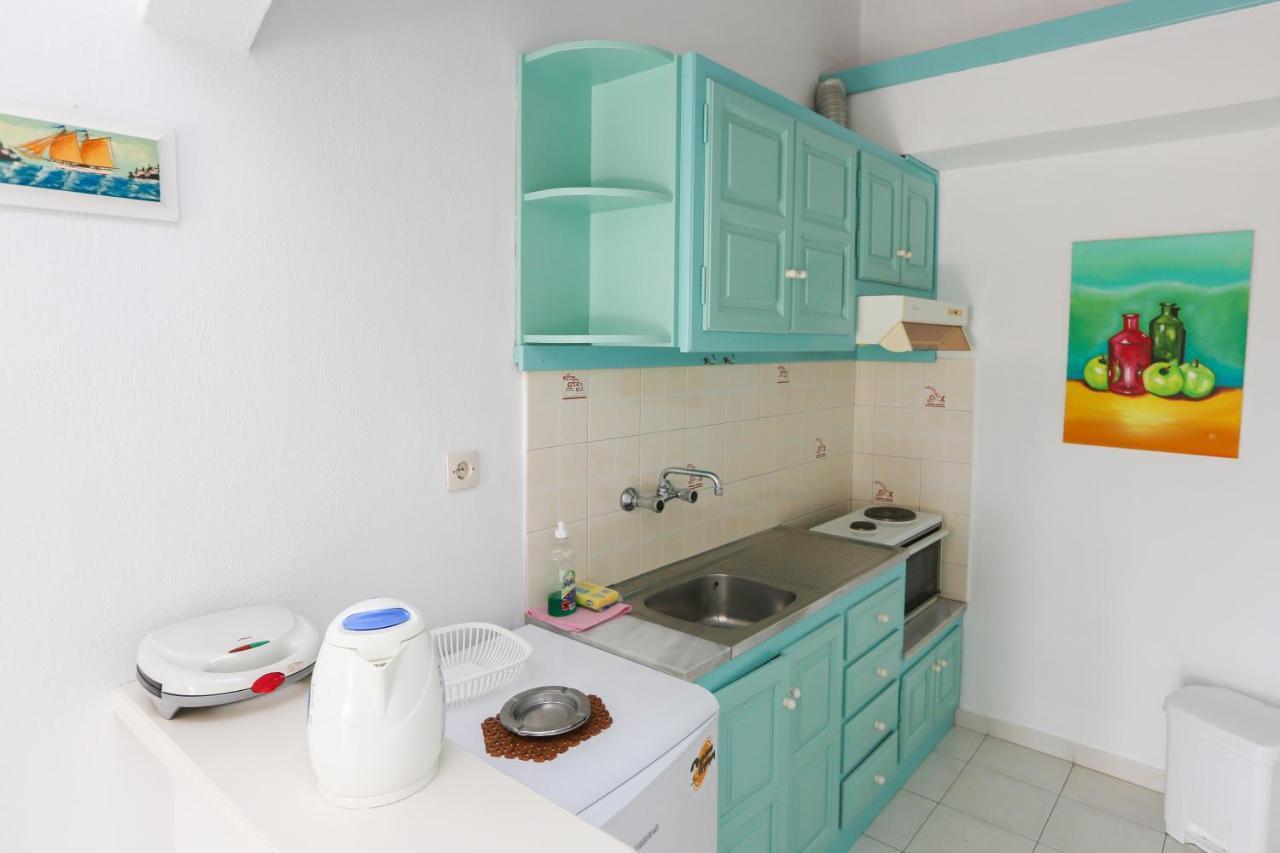 Apartment Studios Eleni *