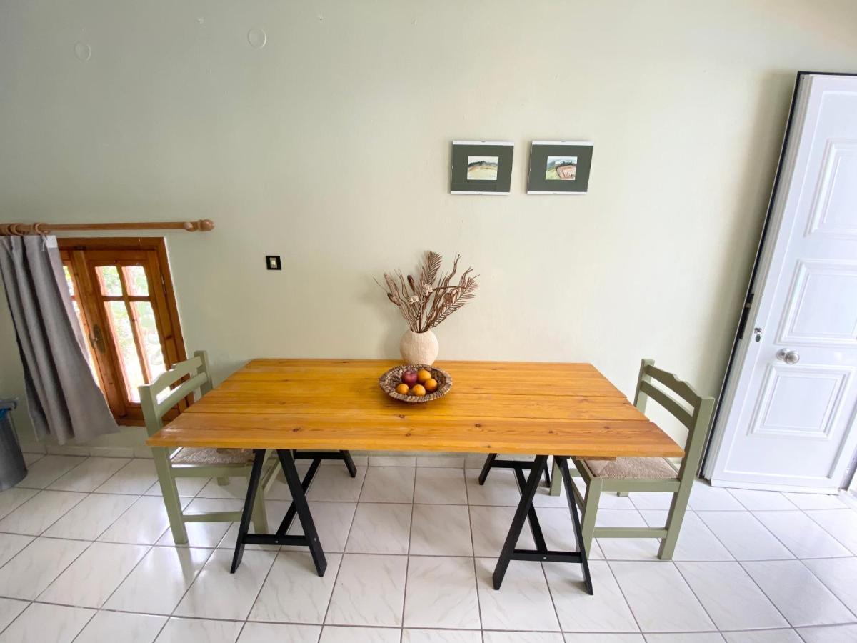 Egli Apartment Stalos