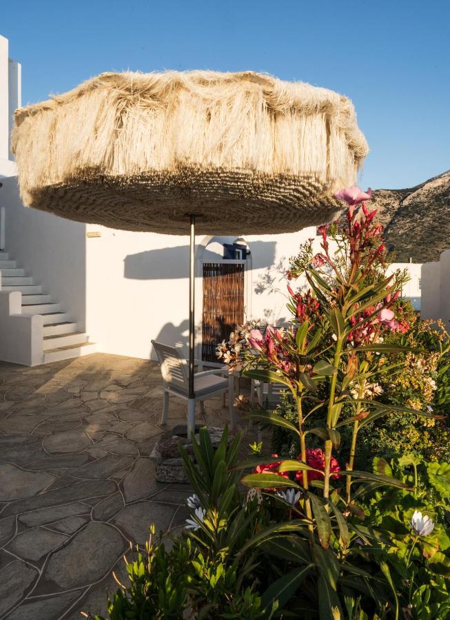 Delfini 3* Kamares (Sifnos)