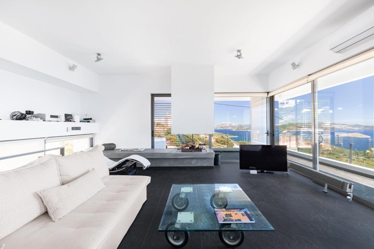 Olon Villa Schinias