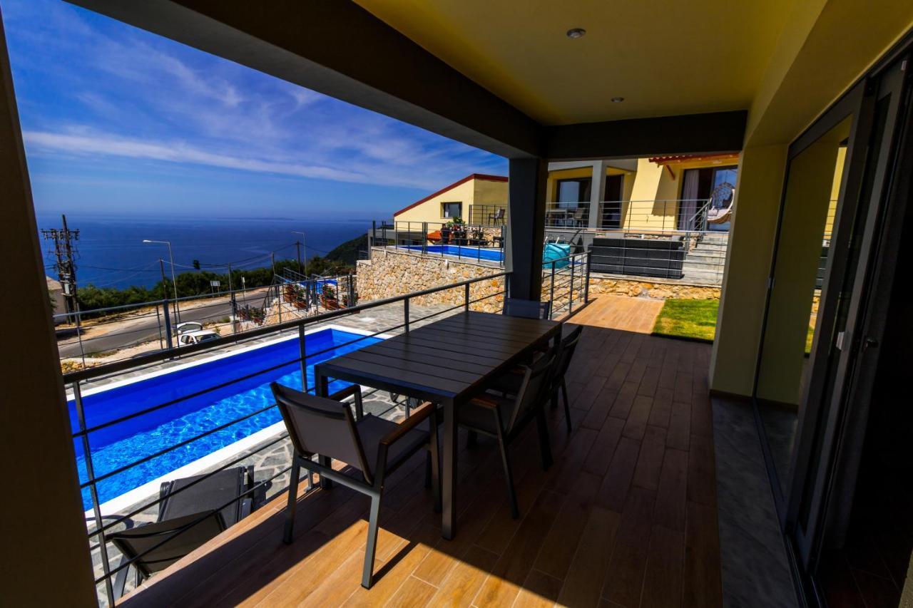 Santakira Villa