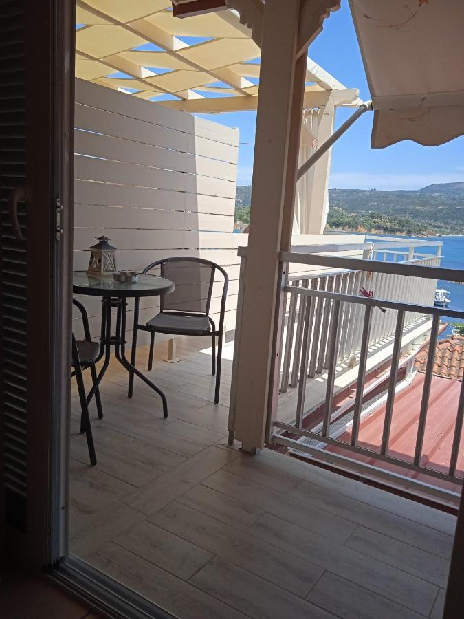 Apartment To Limanaki Finikounta