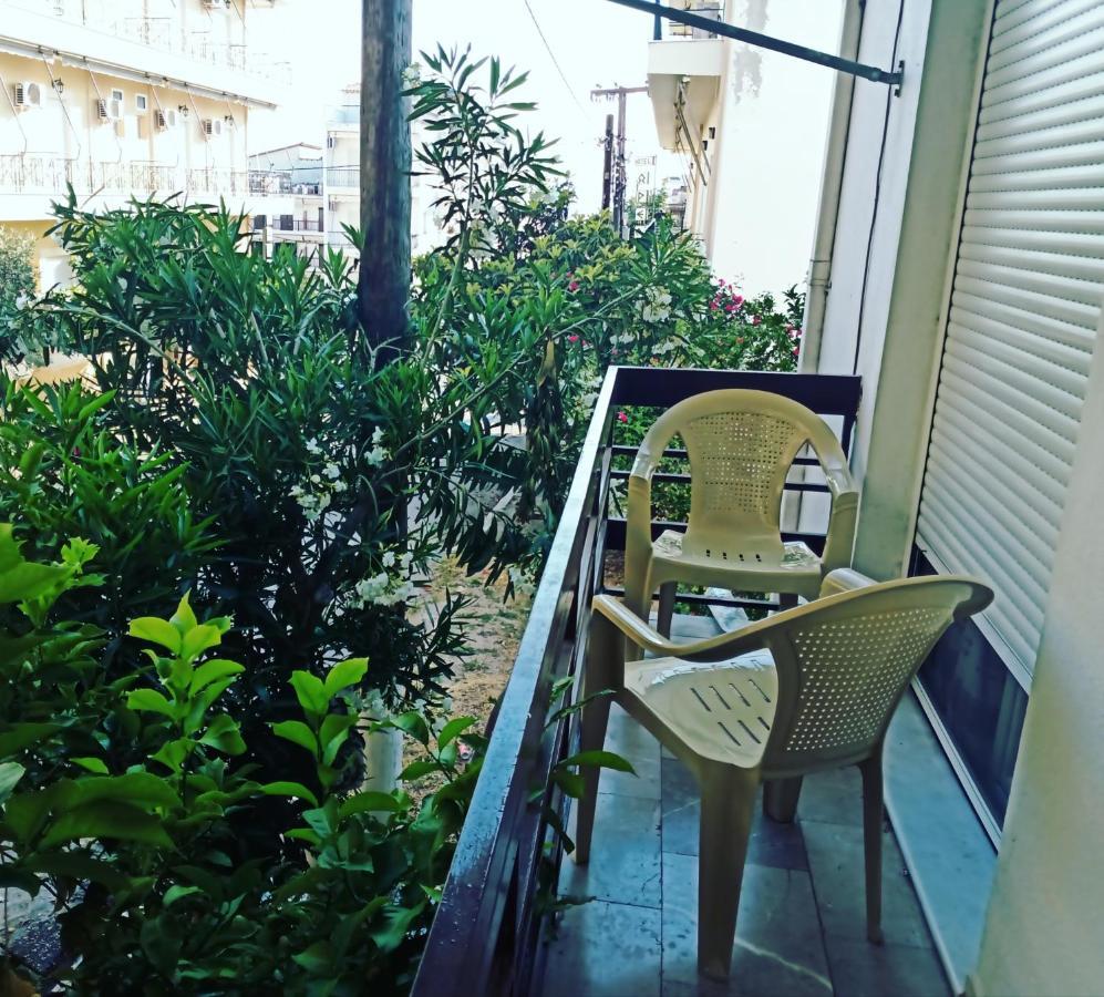 Nikos Hotel 2*