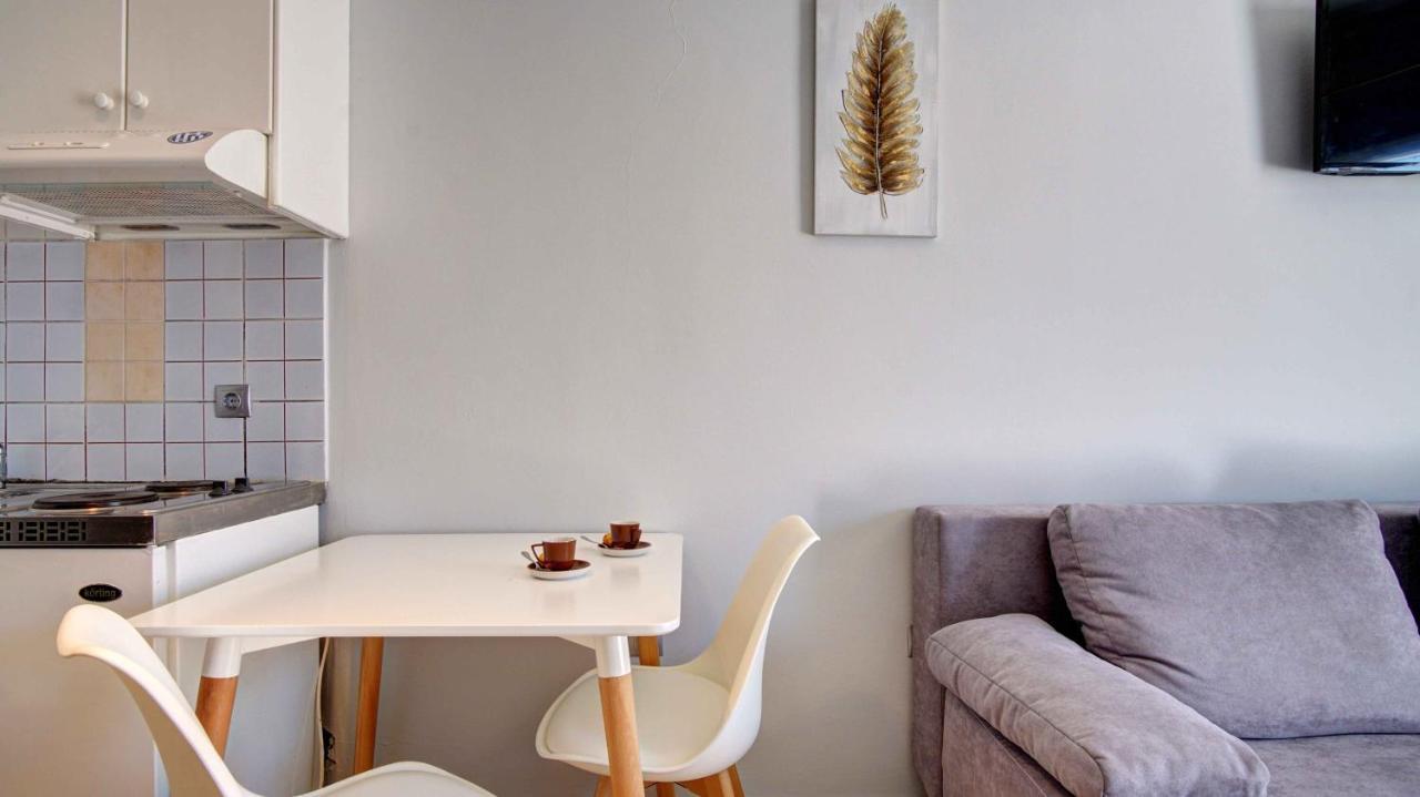 Apartment Azure Mare *