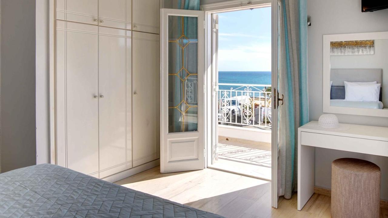 Azure Mare Apartment