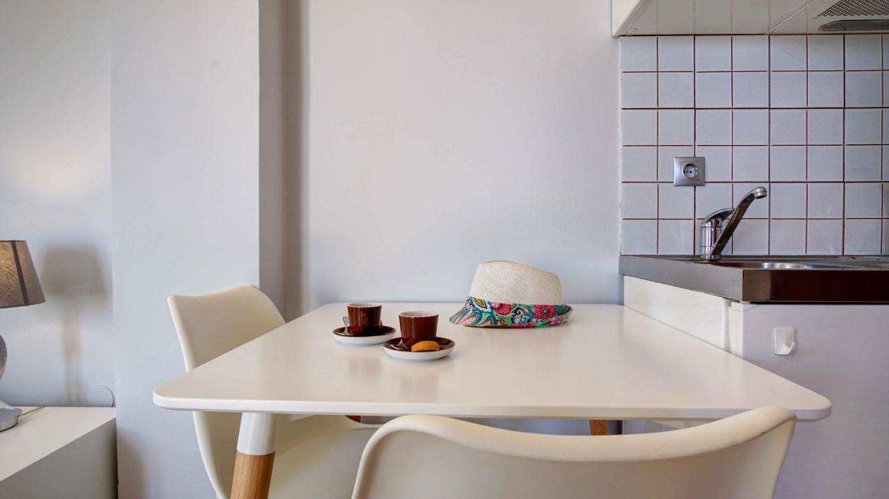Azure Mare Apartment