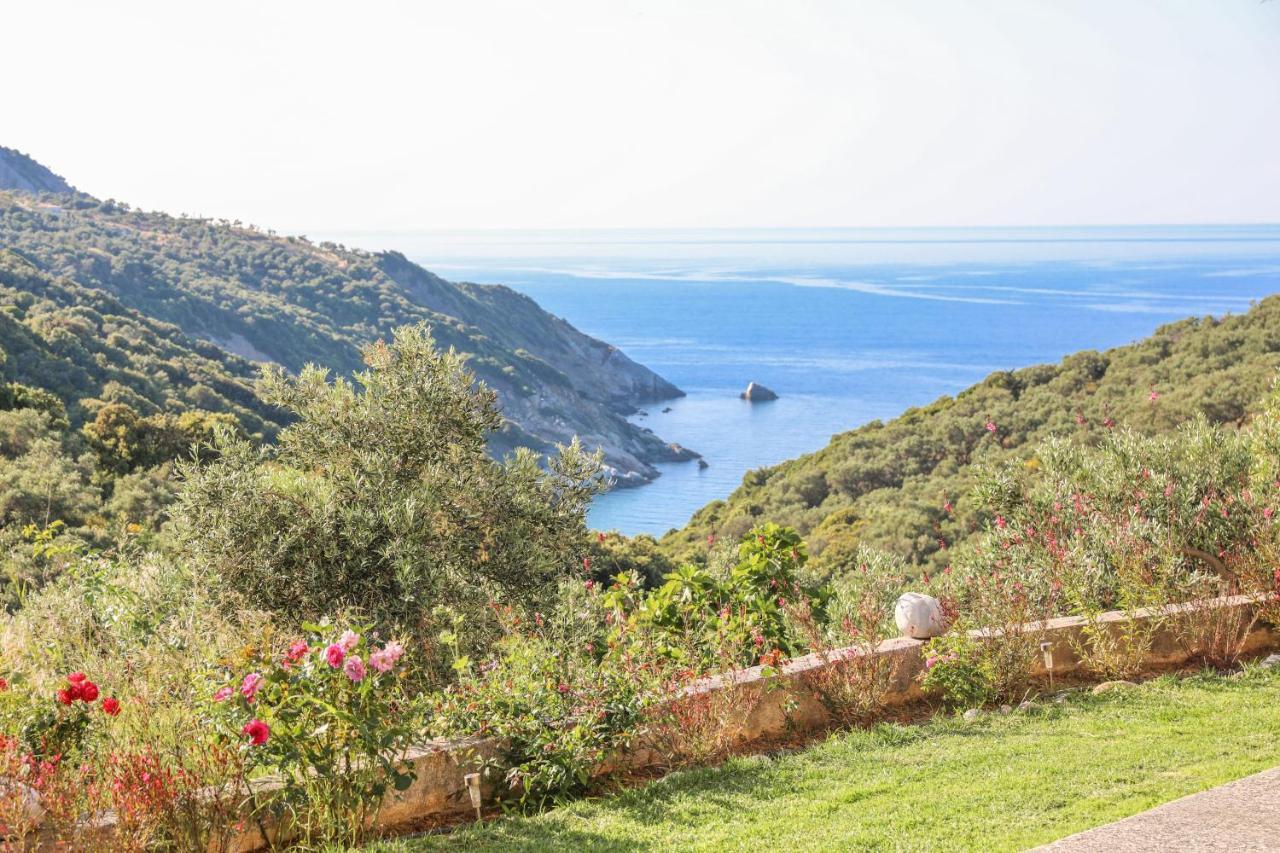Tramontana House2