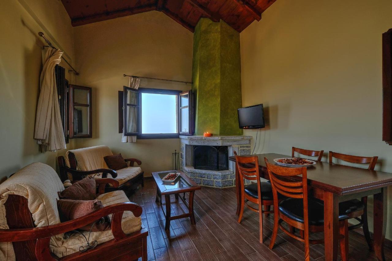 Holiday home Achelatis Traditional