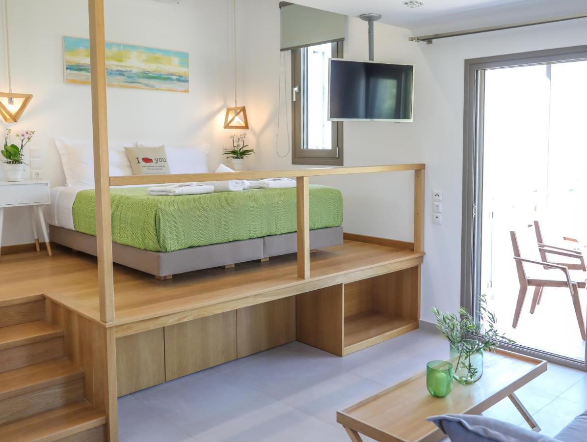 Georgia Villa Skiathos Town