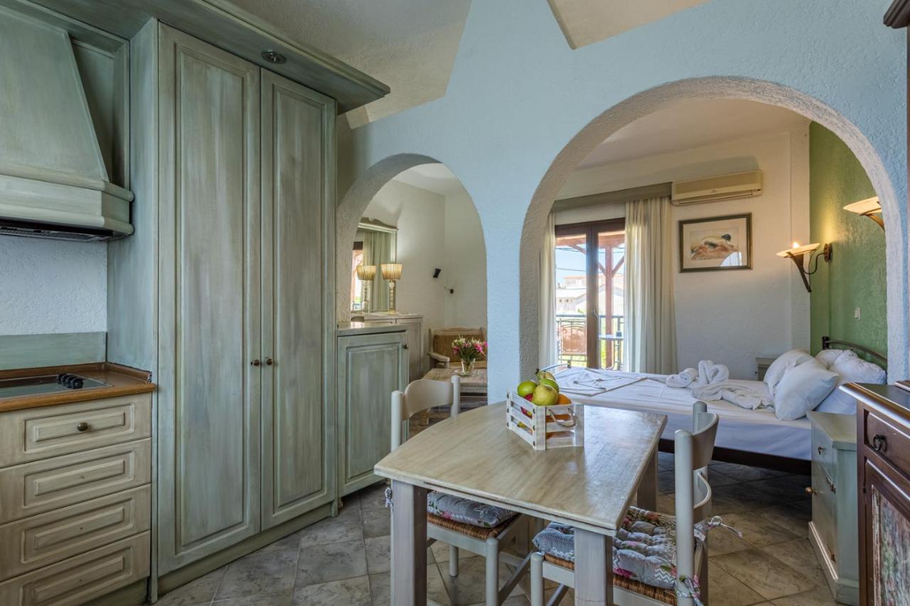 Niriides Apartment *