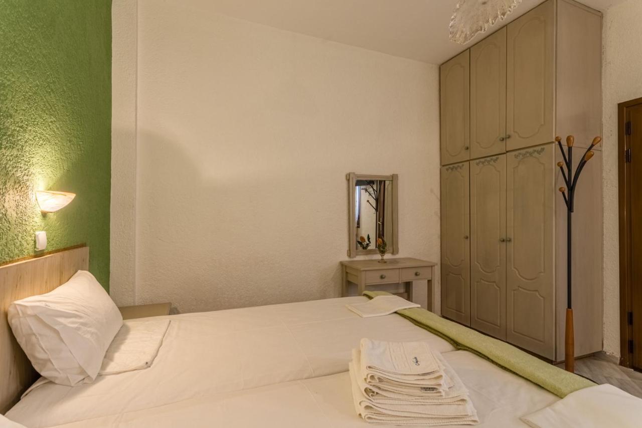 Niriides Apartment Stoupa