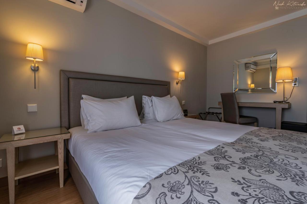 Hotel Avra 2*