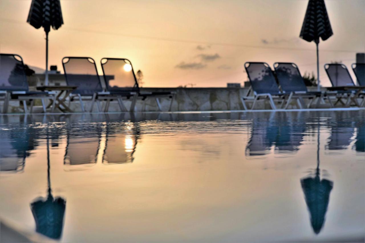 Golden Bay Aparthotel