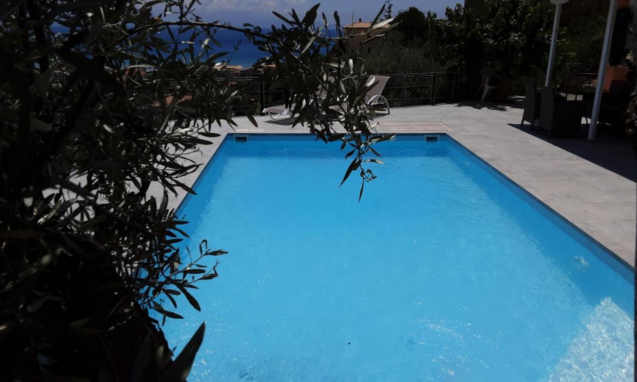 Agrielia Villa *
