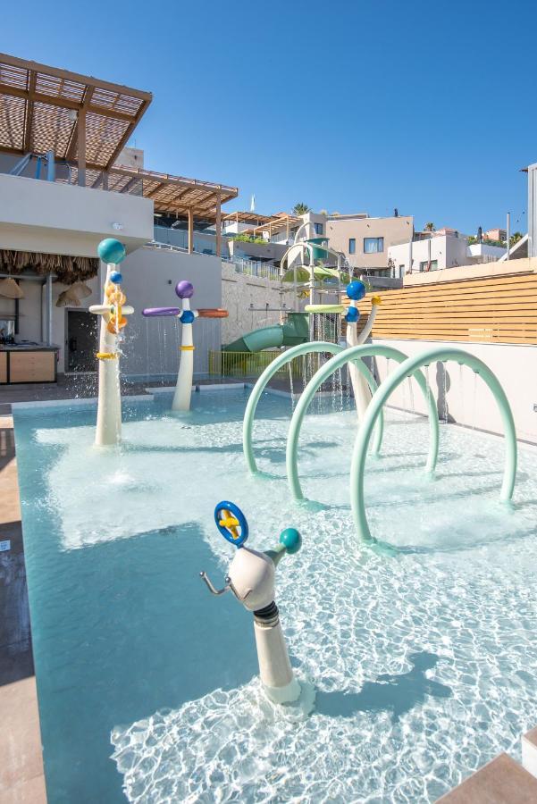 Hotel Caldera Village