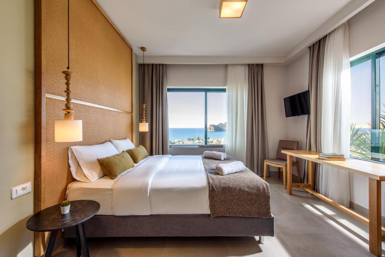 Caldera Village 4*