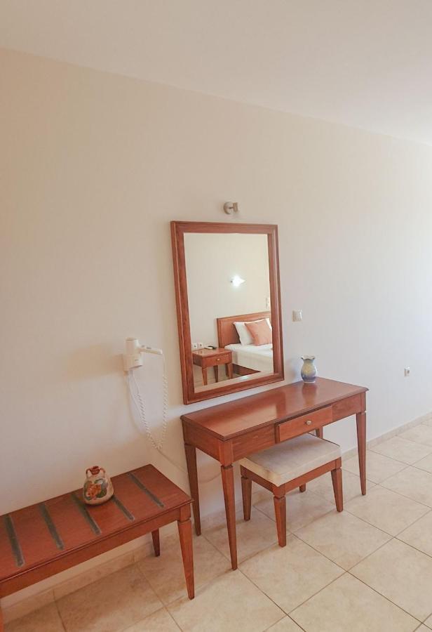 Kalimera Hotel 2*