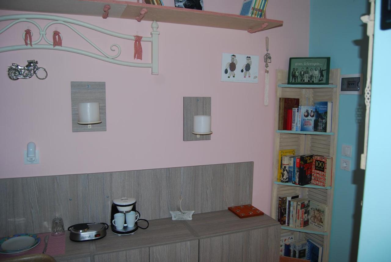 Luxury Traditional The Small Bookstore Guest house *