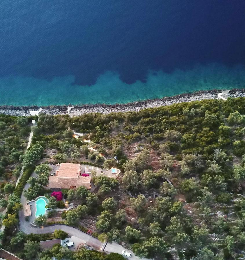Nautique - Waterfront Villa