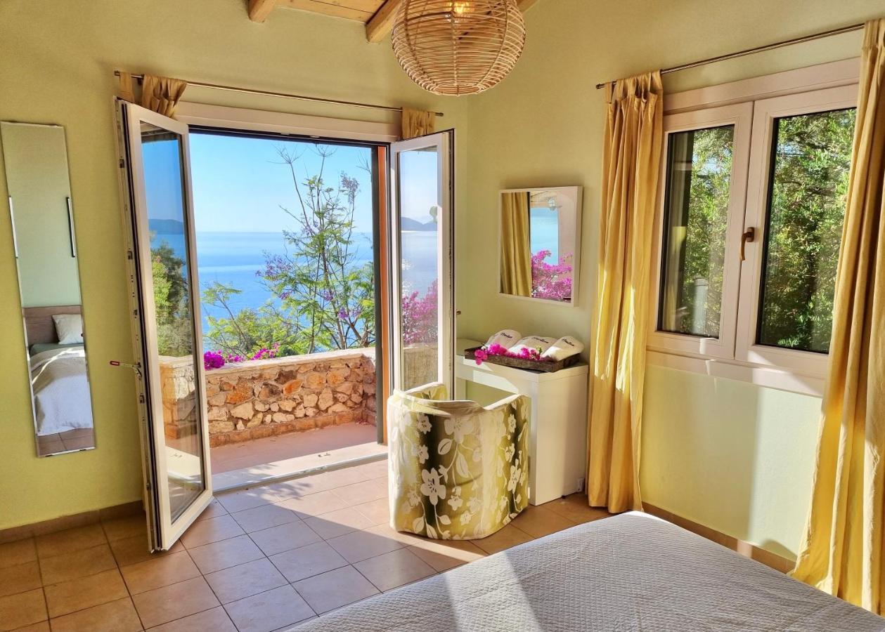 Nautique - Waterfront Villa Sivota (Lefkada)